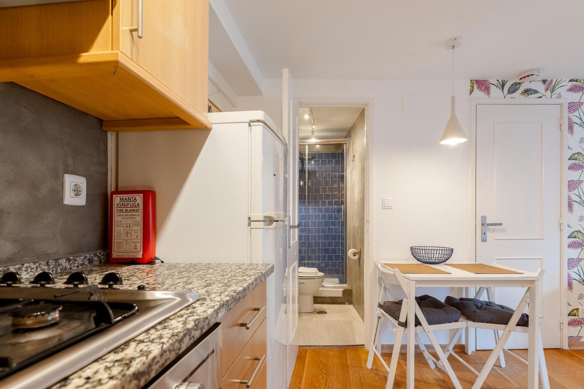 Contemporary Apartment In Chiado 3 リスボン エクステリア 写真